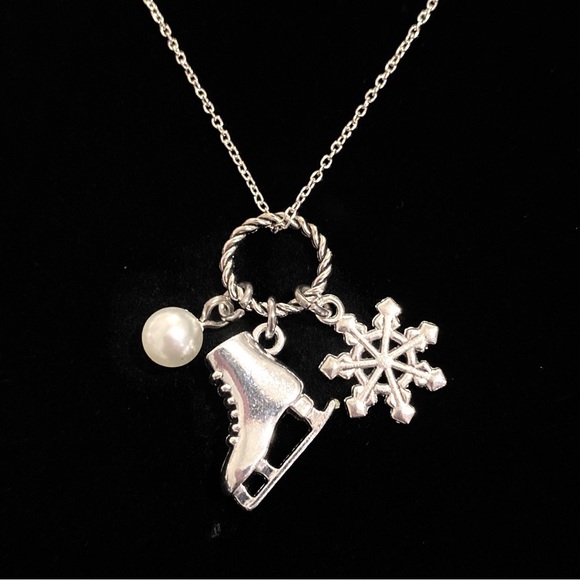 Ice Skate Charm Necklace Snowflake - Picture 3 of 6